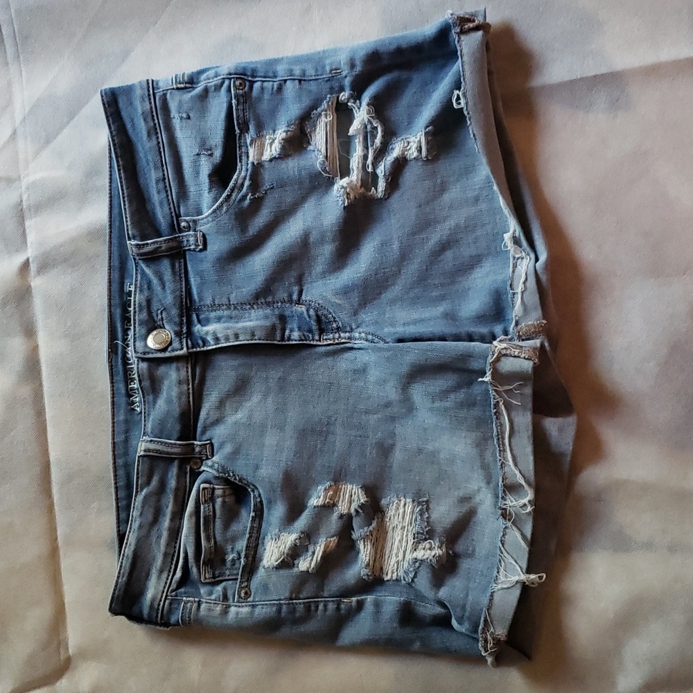 American Eagle Super Super Stretch MIDI Distressed Jean Shorts 14
